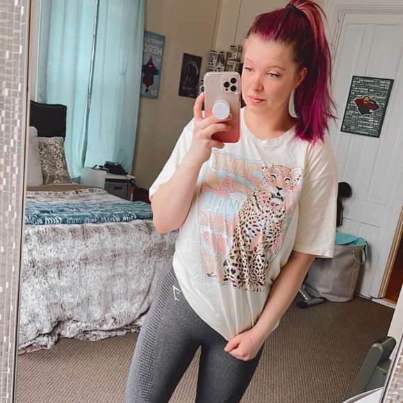 Meet The Buyer/Seller☺️ connect with me 💗 - Picture 10 of 13